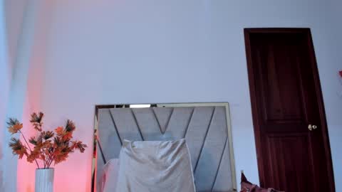 Nina online show from January 8, 2025, 5:59 pm