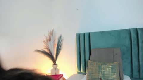 Nina online show from January 31, 2025, 6:14 pm