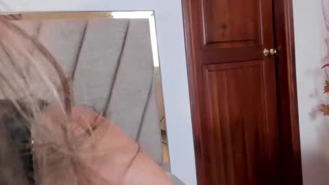 Nina online show from February 24, 2025, 9:20 pm