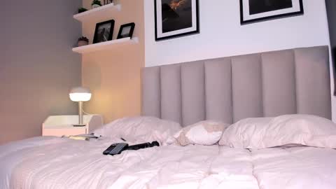 Alisson online show from February 20, 2025, 11:54 pm