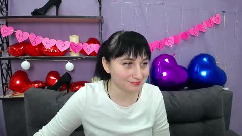 ninaflawlees online show from February 5, 2025, 7:10 pm