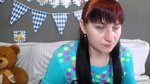 ninaflawlees online show from September 30, 2025, 11:59 am