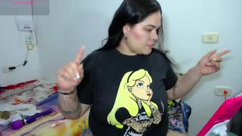 Snapshot of ninafuentes2x chatting on July 27, 2026, 1:34 am NinaFuentes online show from July 27, 2026, 1:34 am
