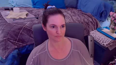 Nina Jaymes online show from September 19, 2025, 10:21 pm