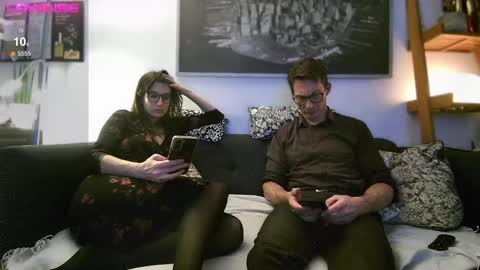 NinandCo online show from February 10, 2025, 7:49 pm