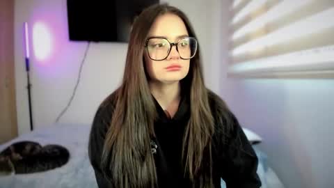 ninavolkov online show from February 18, 2026, 10:17 pm