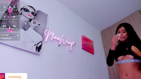 Snapshot of ninawong_ chatting on February 28, 2025, 5:26 pm Nina online show from February 28, 2025, 5:26 pm