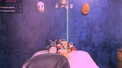 Nina online show from December 9, 2024, 6:35 pm