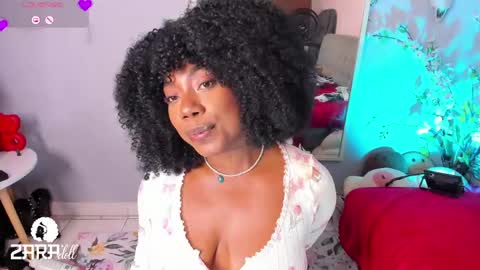 NINI  online show from April 19, 2026, 6:21 pm