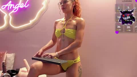 Snapshot of ninna_monroe_ chatting on February 20, 2025, 2:13 pm Ninna online show from February 20, 2025, 2:13 pm