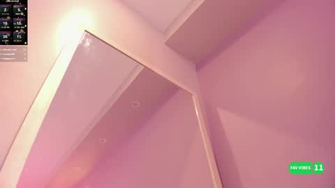Snapshot of ninna_monroe_ chatting on September 16, 2025, 4:52 pm Ninna online show from September 16, 2025, 4:52 pm