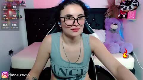 Snapshot of ninna_raven chatting on June 20, 2026, 1:52 am Ninna online show from June 20, 2026, 1:52 am