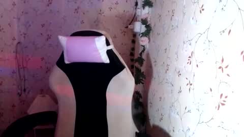 Nadz online show from September 10, 2025, 4:12 am