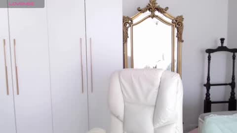 Niu online show from February 15, 2026, 4:53 am