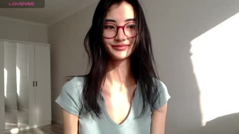 Niu online show from March 22, 2026, 3:43 am