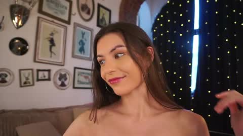 Nixi online show from April 19, 2026, 4:06 pm