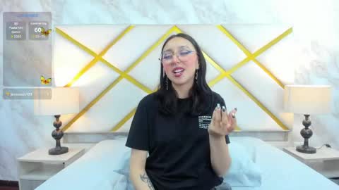Catalina online show from June 4, 2026, 11:11 pm
