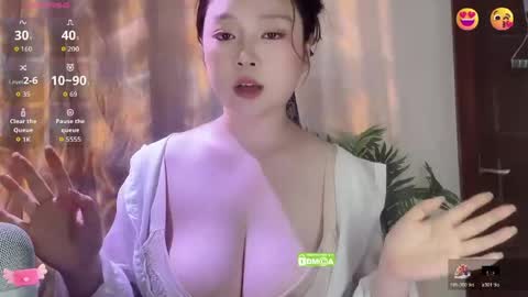 Snapshot of nna777 chatting on May 21, 2026, 2:24 pm NANA online show from May 21, 2026, 2:24 pm