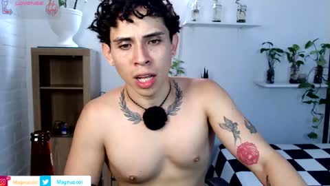 Snapshot of no_face_69 chatting on May 12, 2026, 7:33 pm x online show from May 12, 2026, 7:33 pm