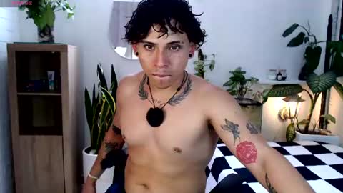 Snapshot of no_face_69 chatting on August 2, 2026, 4:16 pm x online show from August 2, 2026, 4:16 pm
