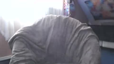 Leah online show from January 15, 2026, 2:21 pm