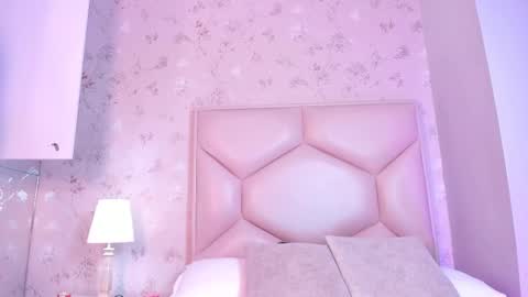   ambarsulliva  online show from September 14, 2025, 11:42 am