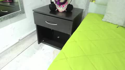 noa camila online show from November 21, 2025, 12:59 pm