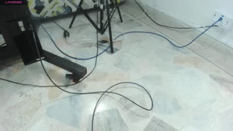 noa camila online show from November 26, 2025, 12:28 pm