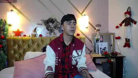 noaah77 online show from December 30, 2024, 12:52 pm