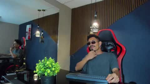 Noah online show from March 4, 2026, 12:49 am