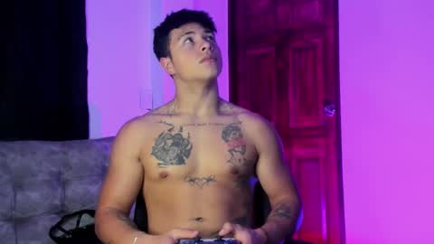 noah_223 online show from December 16, 2025, 11:21 pm