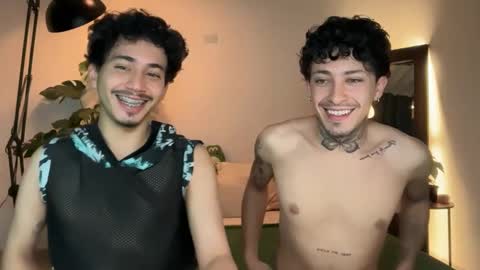 Snapshot of noah_and_steven chatting on May 22, 2026, 11:43 pm noah_and_steven online show from May 22, 2026, 11:43 pm