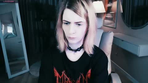 Snapshot of noah_elmer chatting on January 29, 2025, 6:28 pm REAL name LiaDM are always open online show from January 29, 2025, 6:28 pm