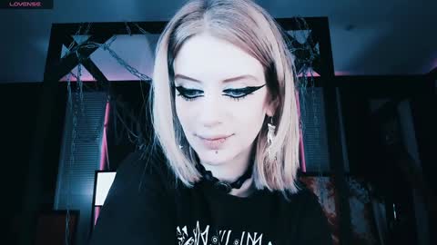 Snapshot of noah_elmer chatting on February 4, 2025, 9:52 pm REAL name LiaDM are always open online show from February 4, 2025, 9:52 pm