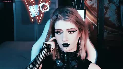 Snapshot of noah_elmer chatting on February 25, 2025, 8:51 pm REAL name LiaDM are always open online show from February 25, 2025, 8:51 pm