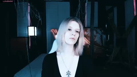 Snapshot of noah_elmer chatting on March 3, 2025, 4:24 pm REAL name LiaDM are always open online show from March 3, 2025, 4:24 pm