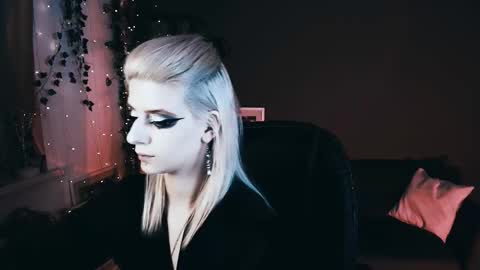 Snapshot of noah_elmer chatting on September 24, 2025, 10:46 pm REAL name LiaDM are always open online show from September 24, 2025, 10:46 pm