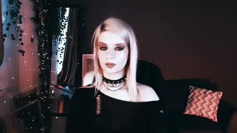 Snapshot of noah_elmer chatting on September 30, 2025, 12:10 pm REAL name LiaDM are always open online show from September 30, 2025, 12:10 pm