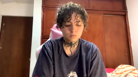 noah hehim    online show from January 28, 2025, 2:00 am