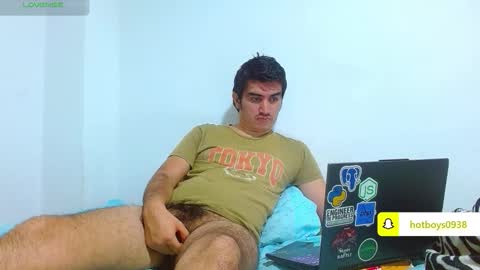 noah_meyer_ online show from November 2, 2025, 4:59 am