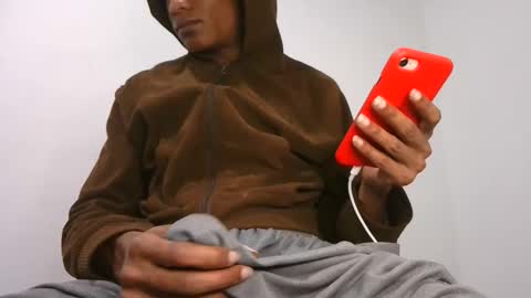 Noah Millers online show from September 8, 2025, 2:38 pm