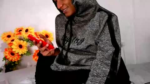 Noah Millers online show from October 29, 2025, 6:48 am