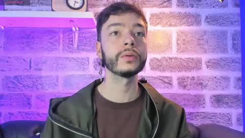    online show from December 14, 2025, 12:21 pm