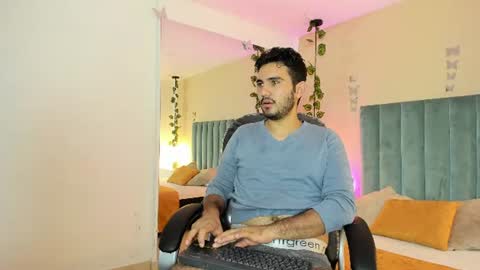 Snapshot of noah_sin_ chatting on June 17, 2026, 11:12 am noah sin online show from June 17, 2026, 11:12 am