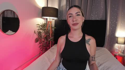 Snapshot of noahandlauren chatting on December 7, 2024, 12:30 am . . online show from December 7, 2024, 12:30 am