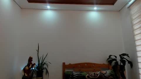 LIAM- noah online show from October 28, 2025, 1:36 pm