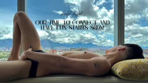 Noah     online show from September 11, 2025, 1:49 am