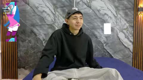 Snapshot of noahwalker__ chatting on June 8, 2026, 11:10 am online show from June 8, 2026, 11:10 am