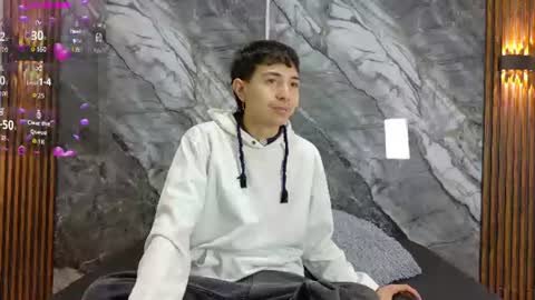 Snapshot of noahwalker__ chatting on June 15, 2026, 11:01 am online show from June 15, 2026, 11:01 am