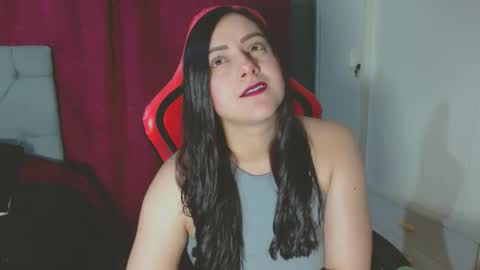 Noamartin online show from November 27, 2025, 12:13 am